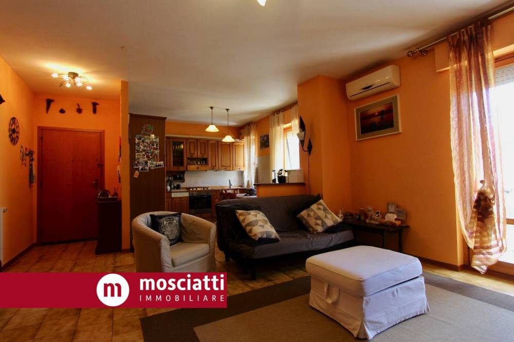 appartamento in vendita a Castelraimondo