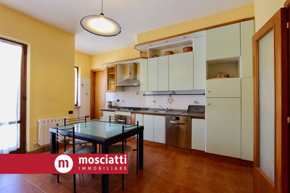 appartamento in vendita a Castelraimondo
