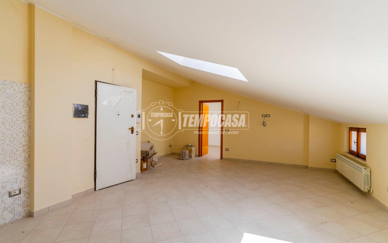 appartamento in vendita a Castelraimondo