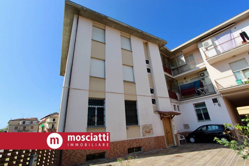 appartamento in vendita a Castelraimondo