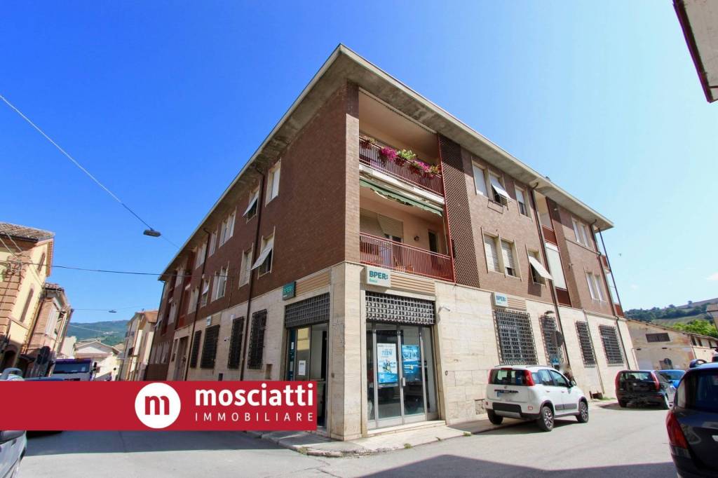 appartamento in vendita a Castelraimondo