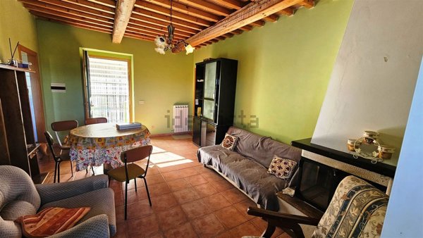 appartamento in vendita a Castelraimondo