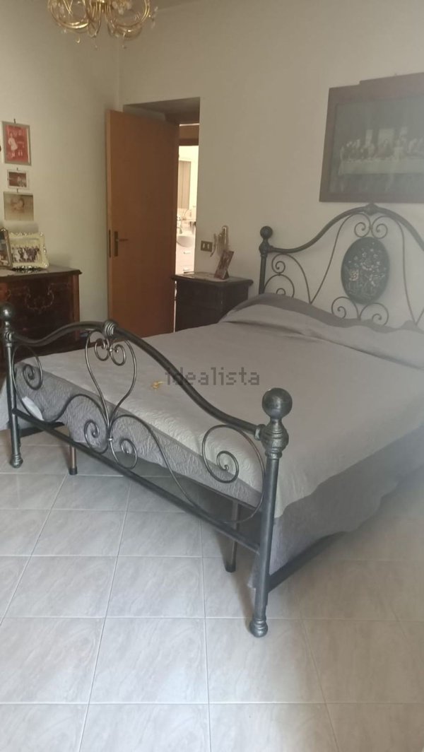 casa indipendente in vendita a Castelraimondo