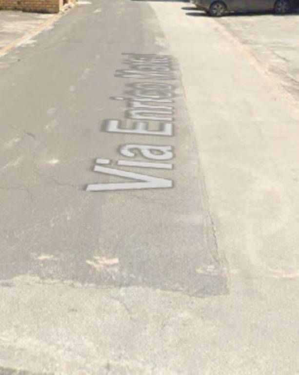 locale commerciale in vendita a Castelraimondo