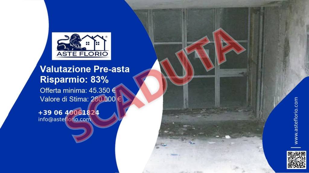 locale commerciale in vendita a Castelraimondo