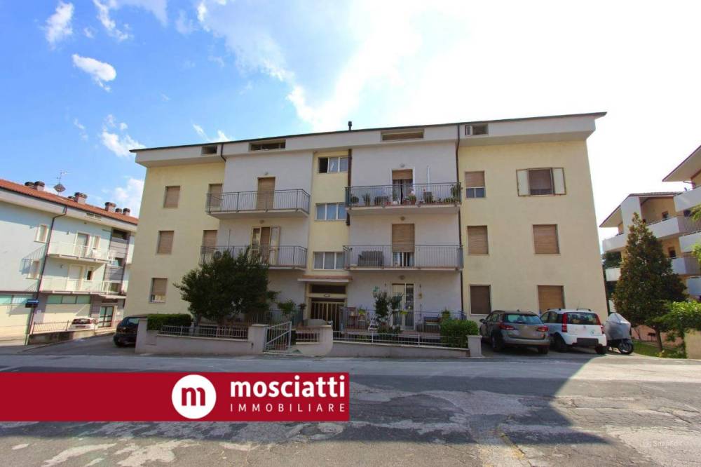 appartamento in vendita a Castelraimondo