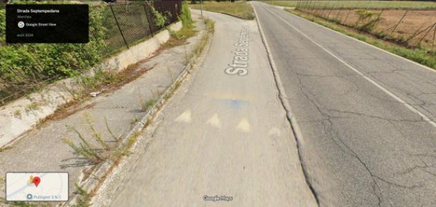 locale commerciale in vendita a Castelraimondo