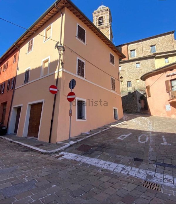 appartamento in vendita a Castelraimondo