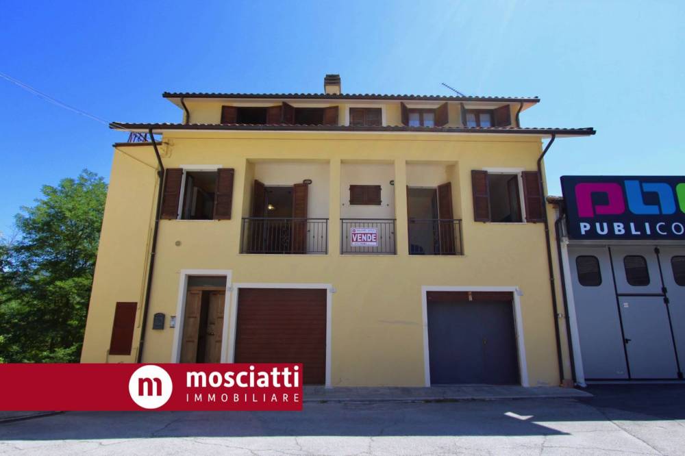 capannone in vendita a Castelraimondo