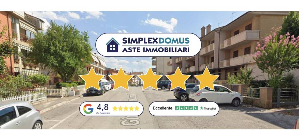 casa indipendente in vendita a Castelraimondo in zona Collina