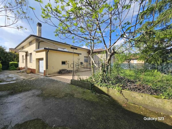 appartamento in vendita a Castelraimondo