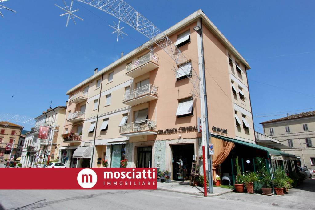 appartamento in vendita a Castelraimondo