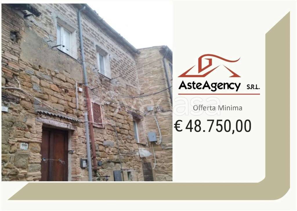appartamento in vendita a Castelraimondo in zona Crispiero