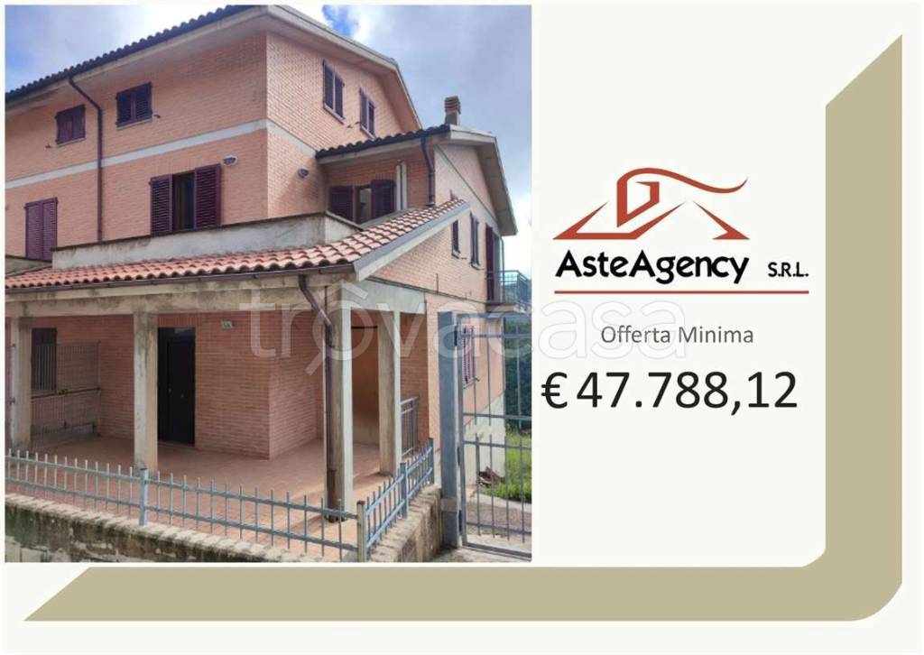 appartamento in vendita a Cessapalombo in zona Monastero