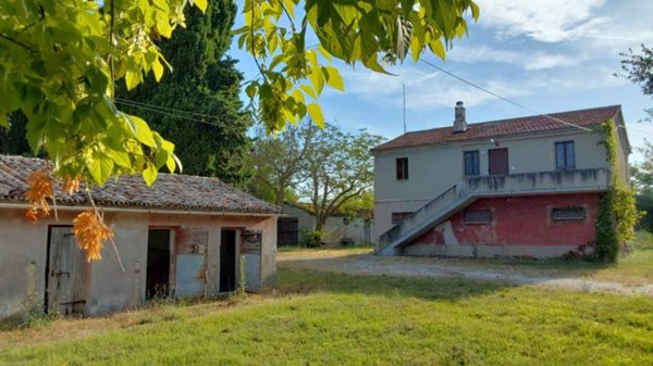 casa indipendente in vendita a Cingoli in zona San Vittore