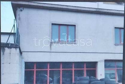 locale commerciale in vendita a Cingoli in zona Moscosi