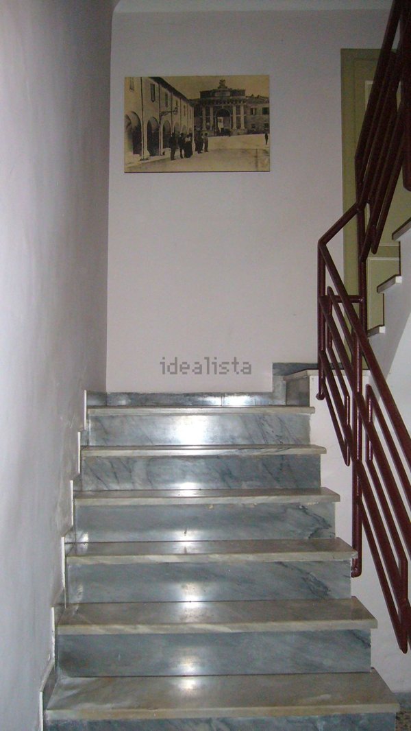 casa indipendente in vendita a Cingoli
