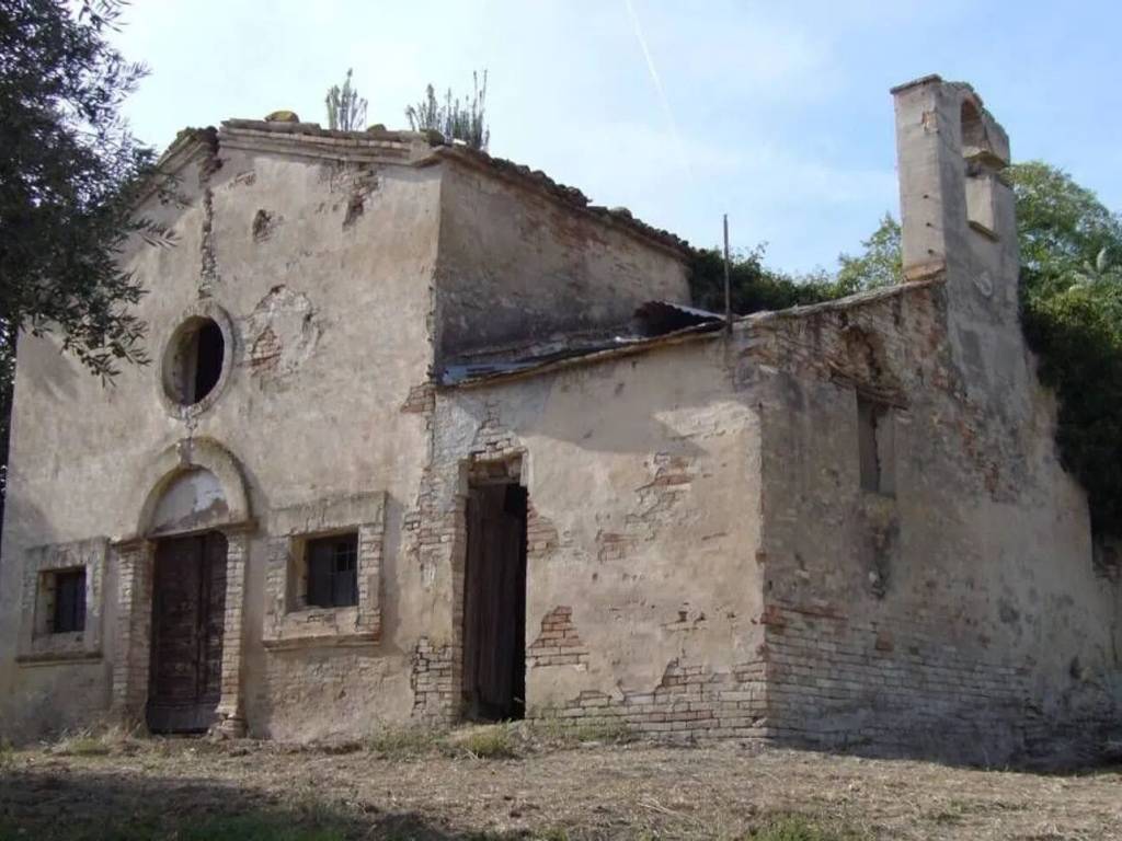 casa indipendente in vendita a Cingoli