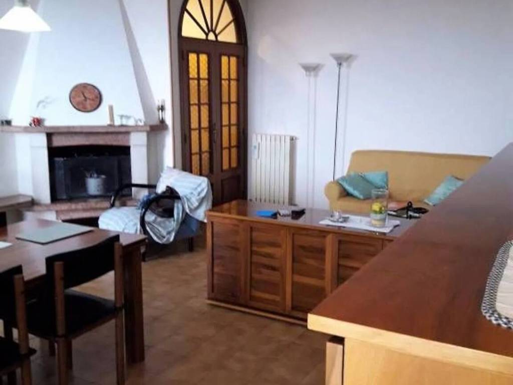 appartamento in vendita a Cingoli in zona Capo di Rio