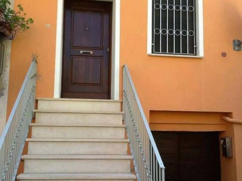 appartamento in vendita a Cingoli in zona Mummuiola