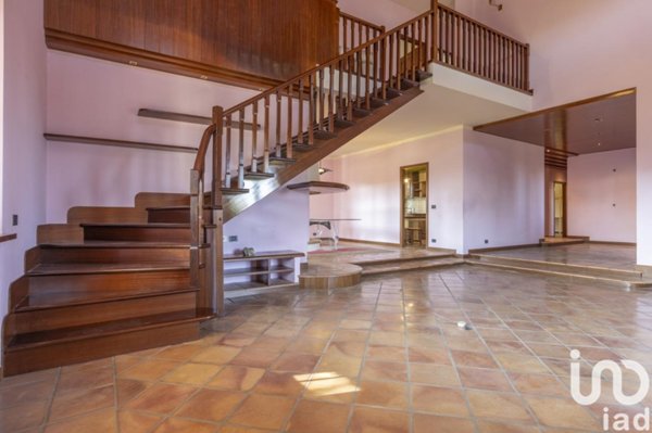 casa indipendente in vendita a Cingoli
