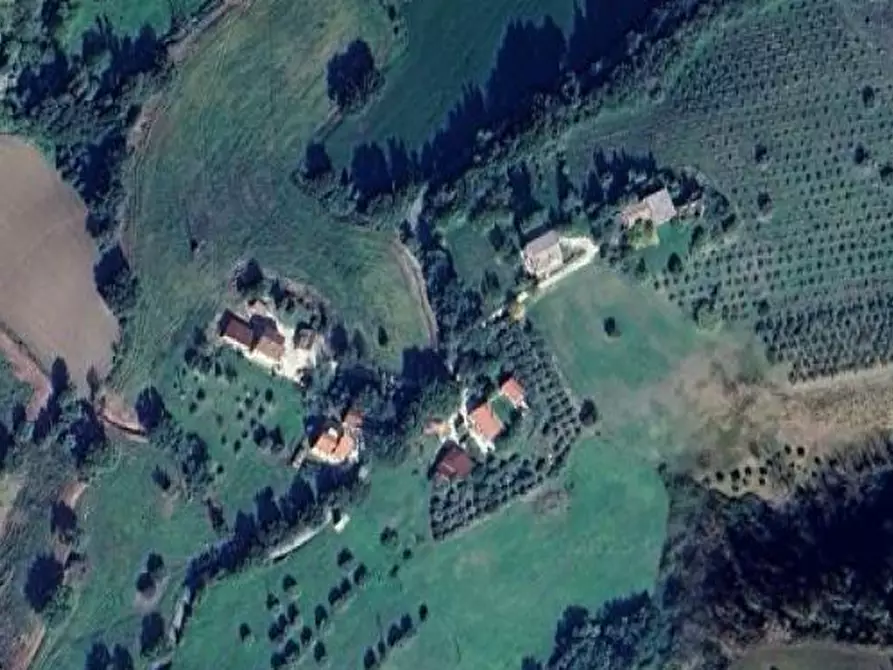 casa indipendente in vendita a Cingoli