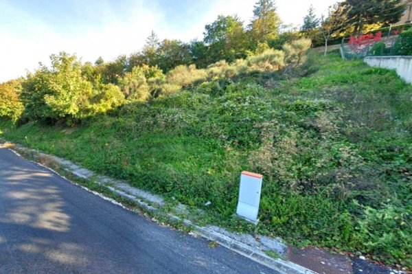terreno edificabile in vendita a Cingoli in zona Strada