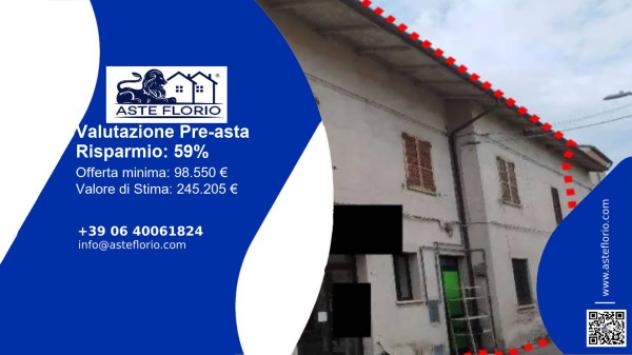 casa indipendente in vendita a Cingoli in zona Torre
