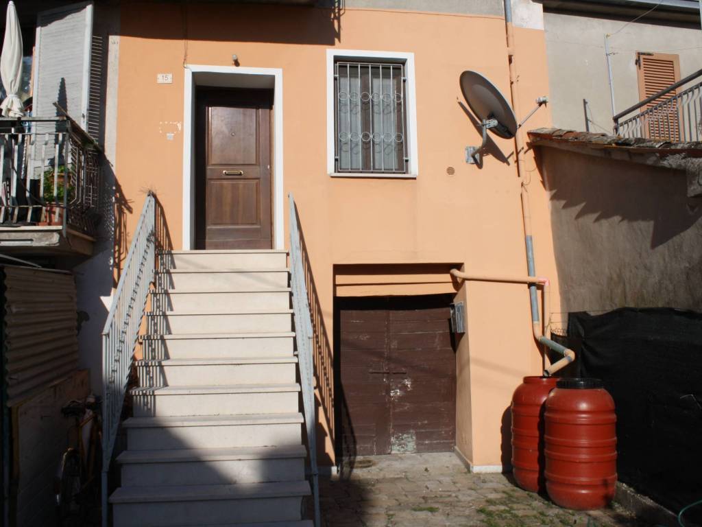 appartamento in vendita a Cingoli in zona Strada
