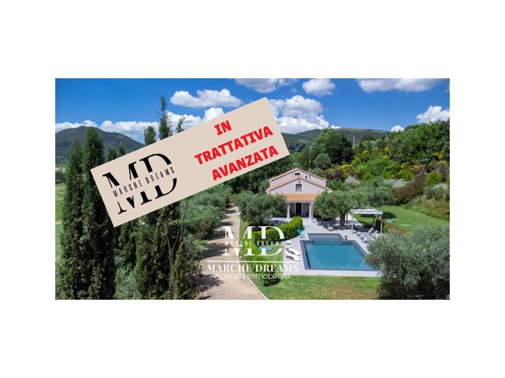 casa indipendente in vendita a Cingoli in zona Grottaccia