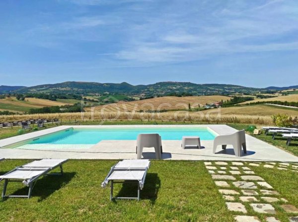 casa indipendente in vendita a Cingoli in zona Strada