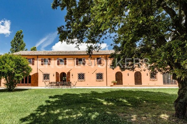 villa in vendita a Cingoli