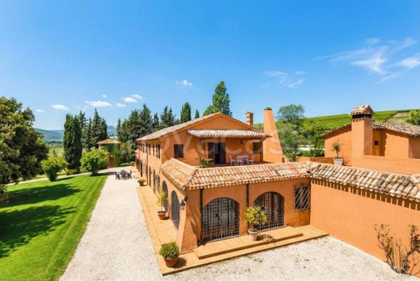 villa in vendita a Cingoli in zona San Vittore