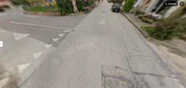 casa indipendente in vendita a Cingoli in zona Strada