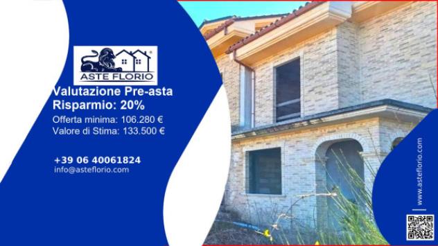 casa indipendente in vendita a Cingoli