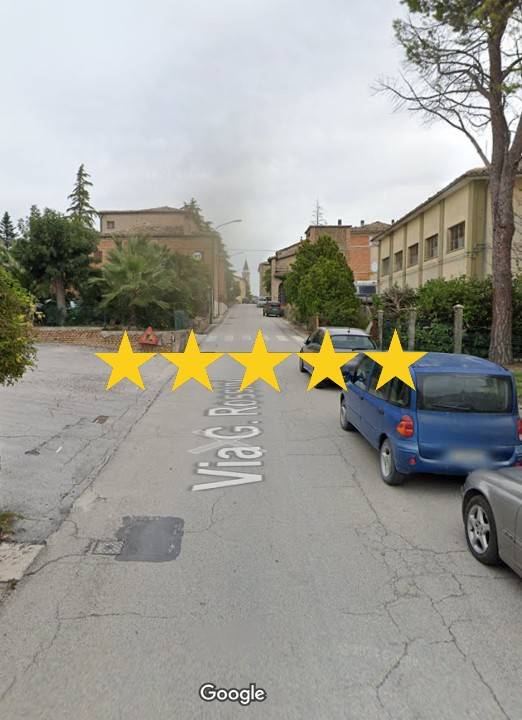 casa indipendente in vendita a Cingoli in zona Strada