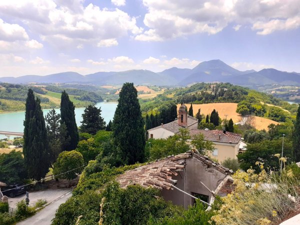 villa in vendita a Cingoli in zona Castreccioni