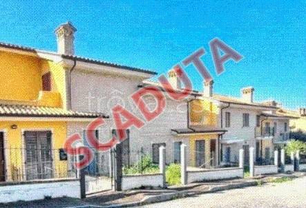 appartamento in vendita a Cingoli in zona Troviggiano