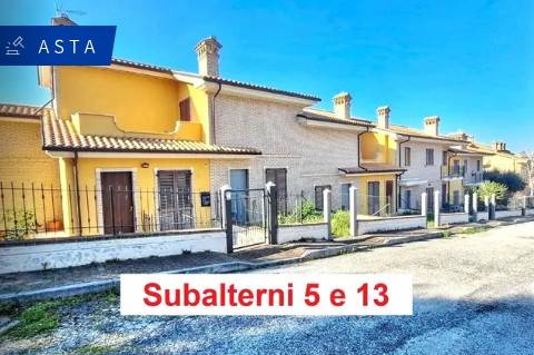 appartamento in vendita a Cingoli in zona Troviggiano