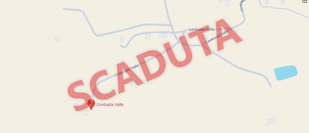 locale commerciale in vendita a Cingoli in zona Strada