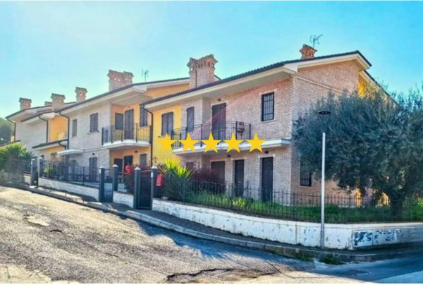 appartamento in vendita a Cingoli in zona Troviggiano