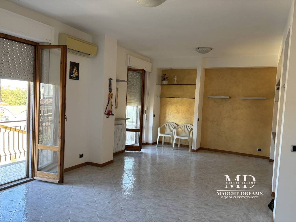 appartamento in vendita a Cingoli in zona Troviggiano