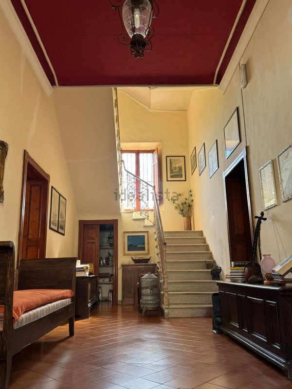 casa indipendente in vendita a Cingoli