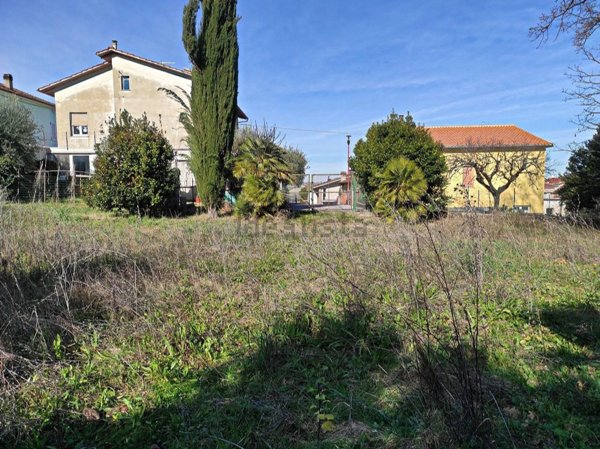 terreno agricolo in vendita a Cingoli in zona Strada