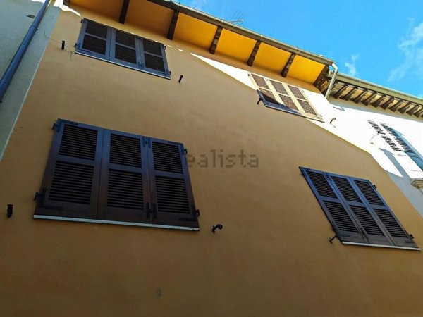 casa indipendente in vendita a Cingoli