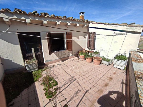 casa indipendente in vendita a Cingoli