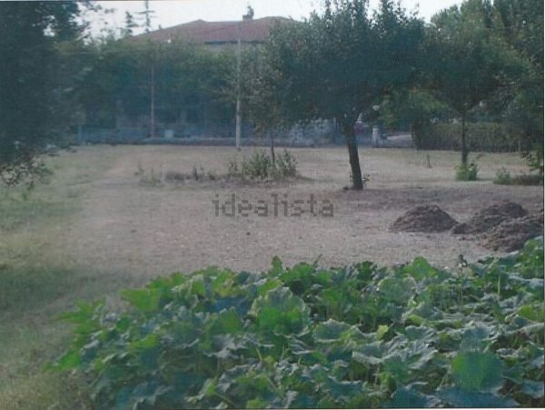 terreno edificabile in vendita a Cingoli in zona Strada