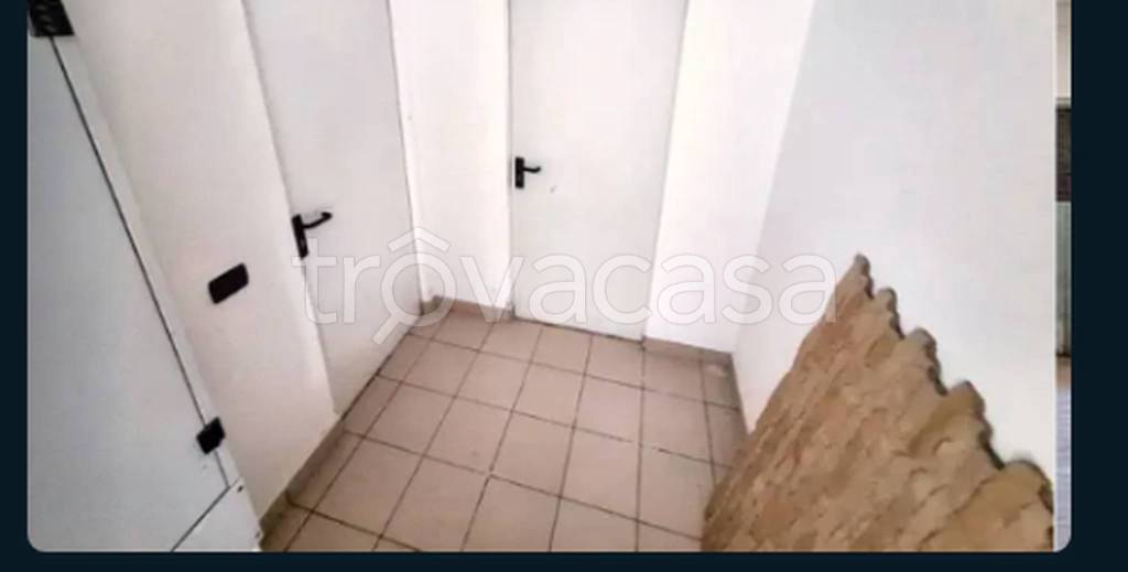 locale commerciale in vendita a Cingoli