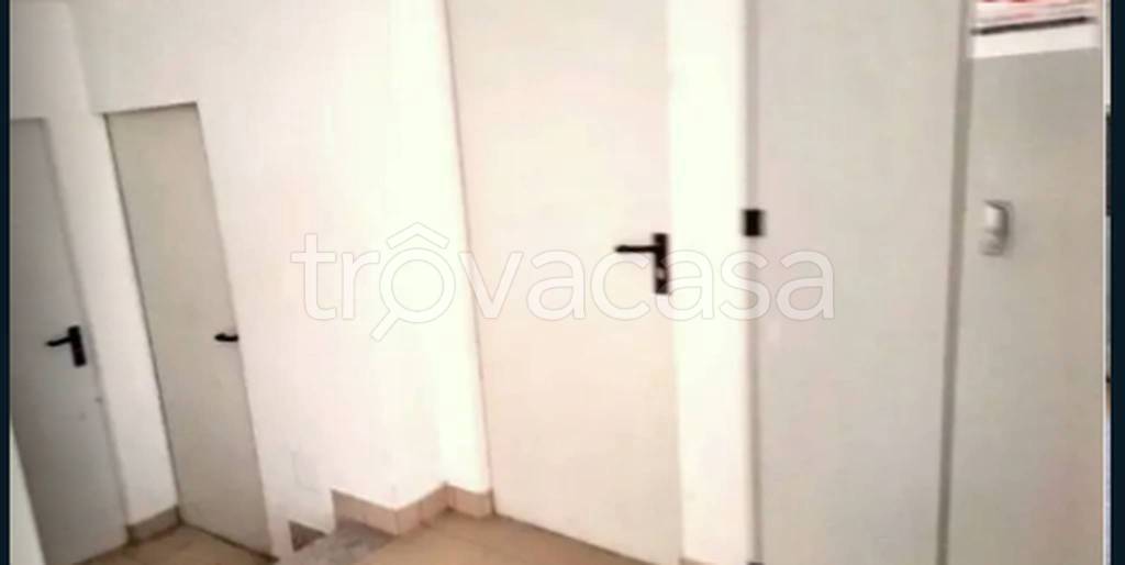 locale commerciale in vendita a Cingoli