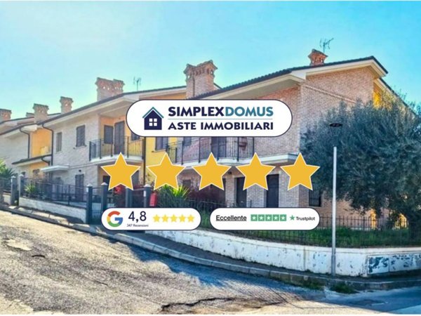 appartamento in vendita a Cingoli in zona Troviggiano